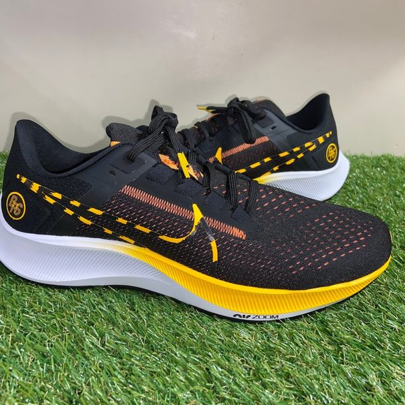 Athletic_Shoes